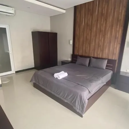 Semilang House Hotel